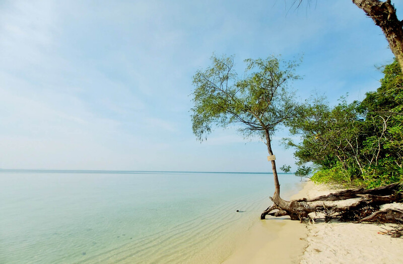 Ham Rong Beach - Captivated by the peaceful natural beauty