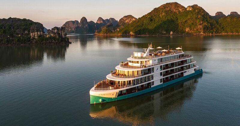 Top 10 most luxurious and classy yachts in Lan Ha Bay 