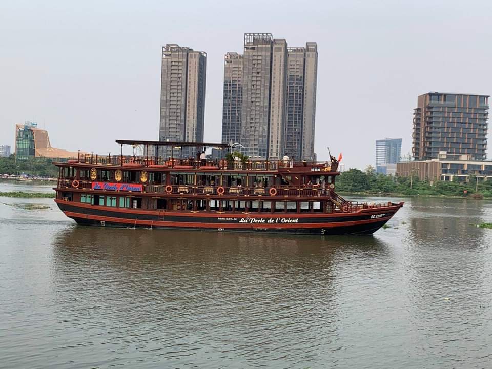 Top 12 most beautiful Saigon cruises worth experiencing