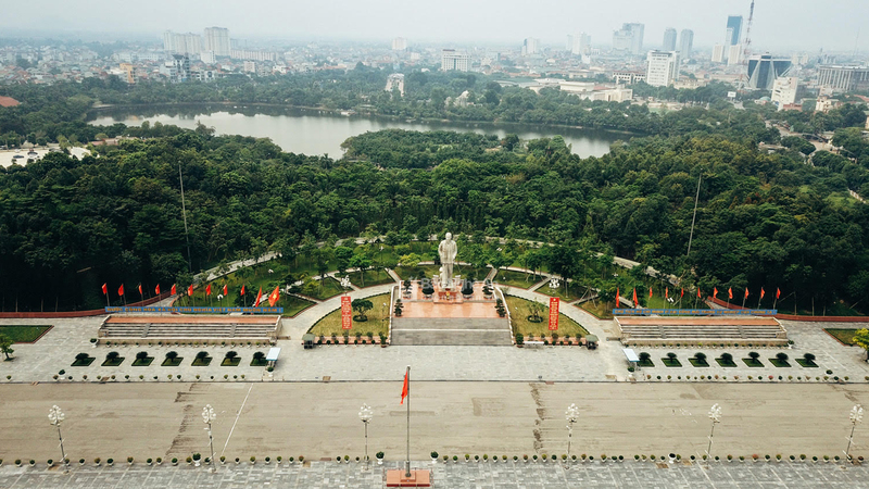 Ho Chi Minh Square Nghe An - Check-in spot not to be missed