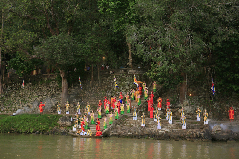 Hon Chen Palace - Explore the cultural heritage of the ancient capital