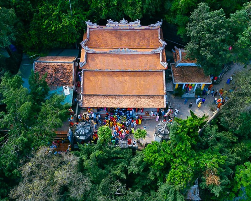 Hon Chen Palace - Explore the cultural heritage of the ancient capital