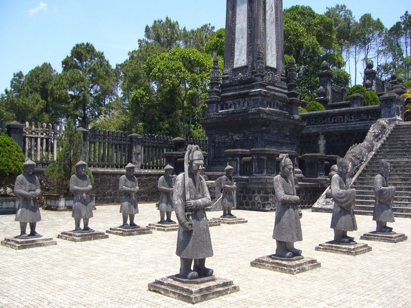 Minh Mang Tomb - Ancient beauty in the heart of Hue city