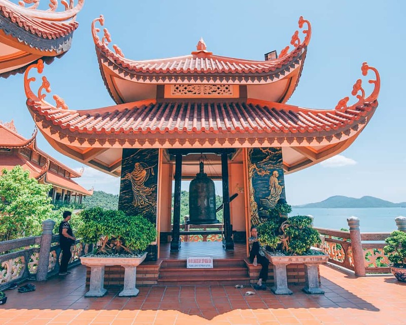 Cai Bau Pagoda - Spiritual place in the heart of Quang Ninh mine