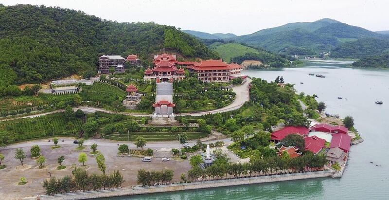 Cua Ong Temple - Explore a long-standing national historical site