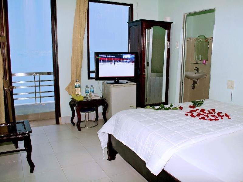 Top 10 Nha Trang hotels on Tran Phu street satisfy your desire to see the sea