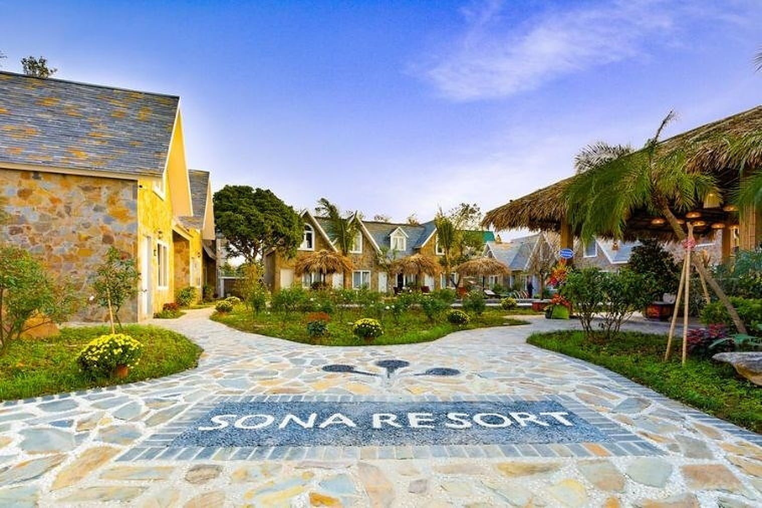 Sona Resort Ninh Binh - A peaceful resort in the heart of the city