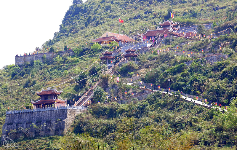 Buddha Tich Truc Lam Ban Gioc - a place to connect the soul and nature