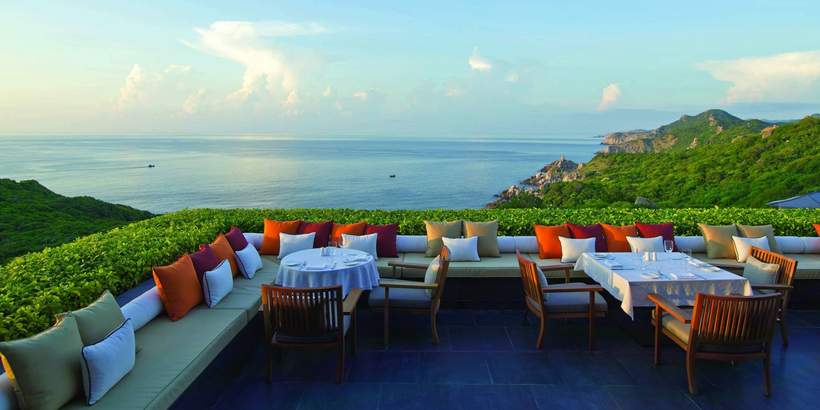 5 6 -star hotel resorts in Vietnam are luxurious, the most beautiful sea view position